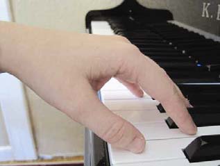 piano basic D